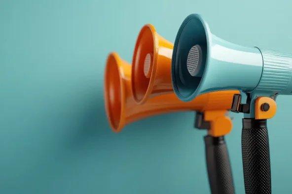 Megafon um das Wahlergebnis bekannt zu geben